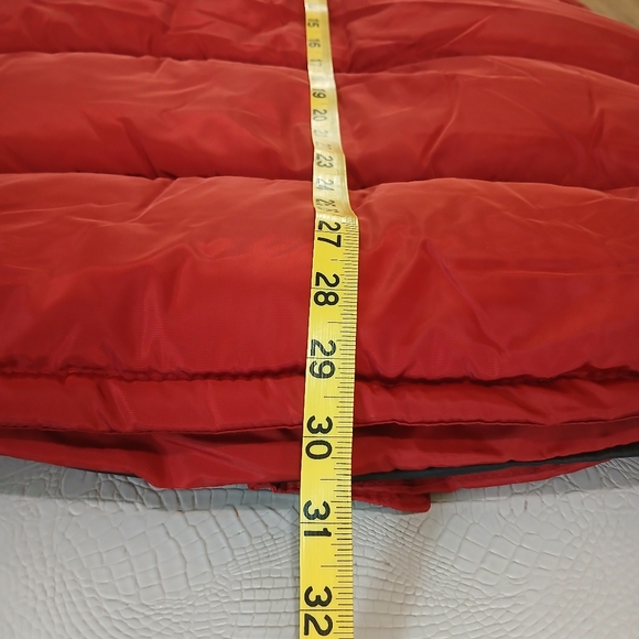 Canada Weathergear sz M Red Quilted Puffer Vest - Picture 8 of 12